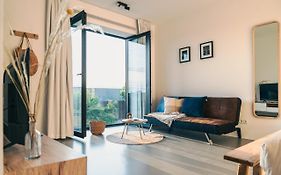 Sail 2025 View! Boutique Apartment Amsterdam - North Riverside